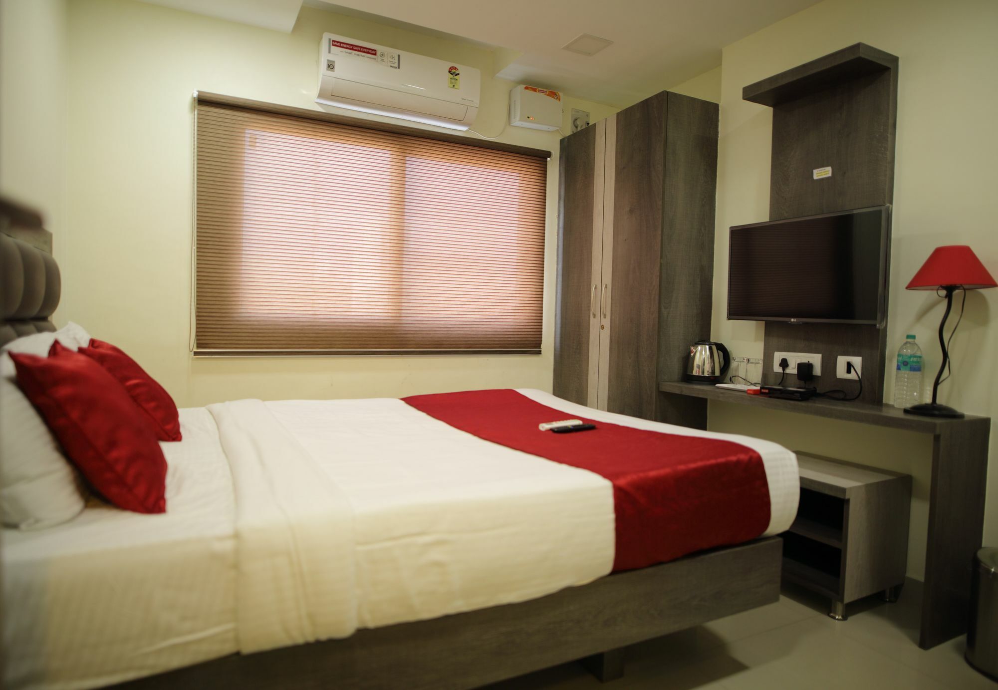 Venture Park, OMR, Thoraipakkam, Chennai Hotel Bagian luar foto