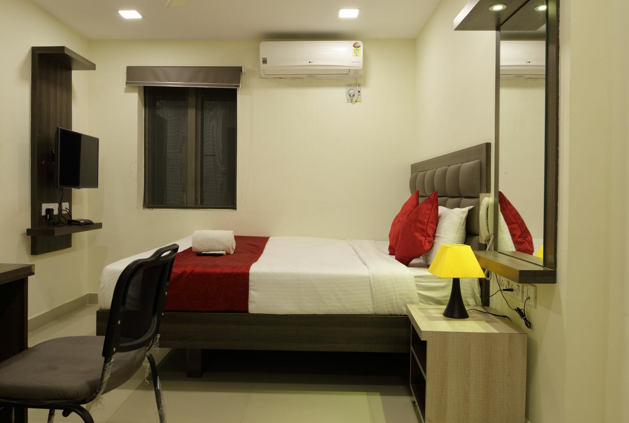 Venture Park, OMR, Thoraipakkam, Chennai Hotel Bagian luar foto