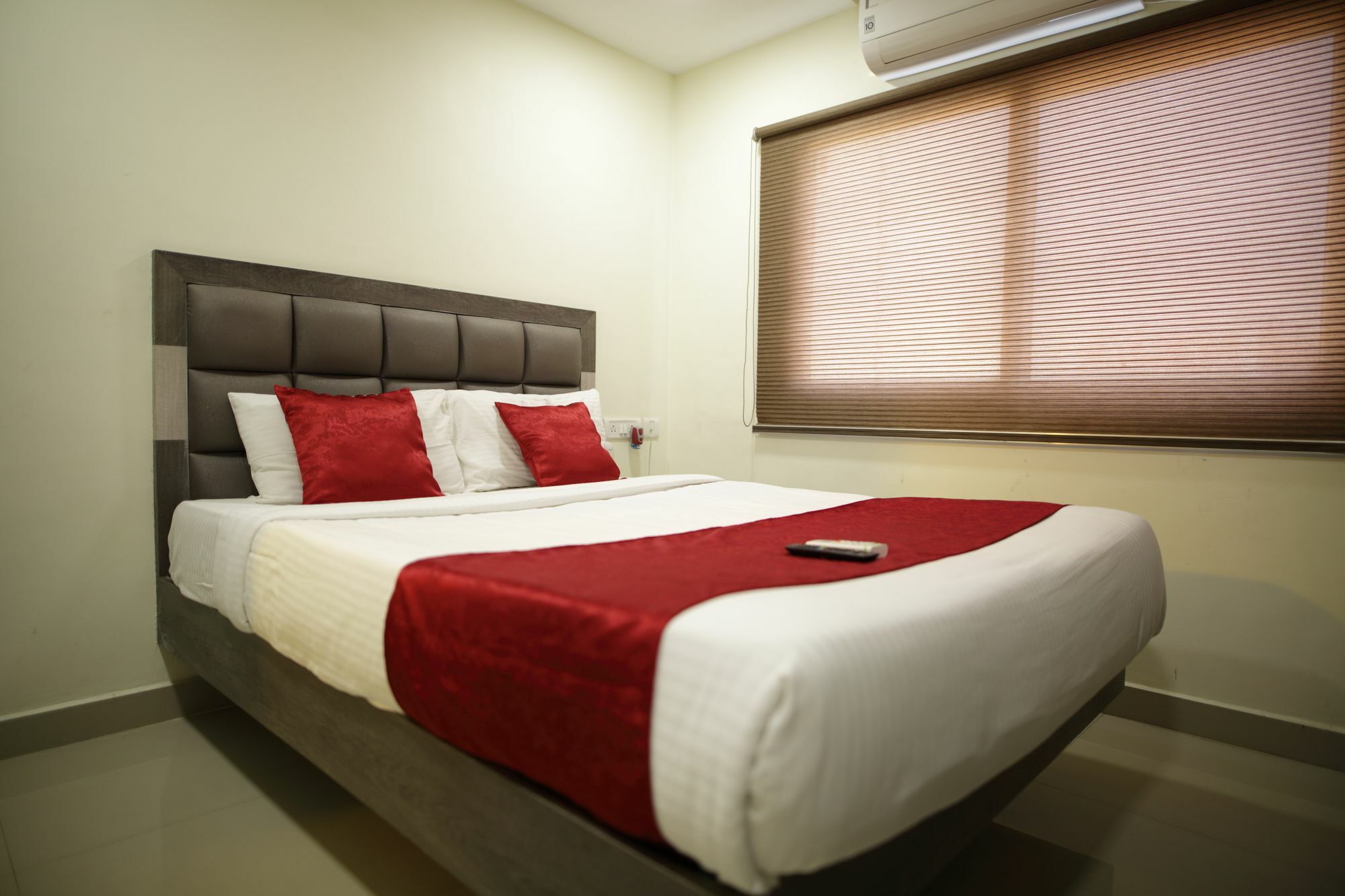 Venture Park, OMR, Thoraipakkam, Chennai Hotel Bagian luar foto