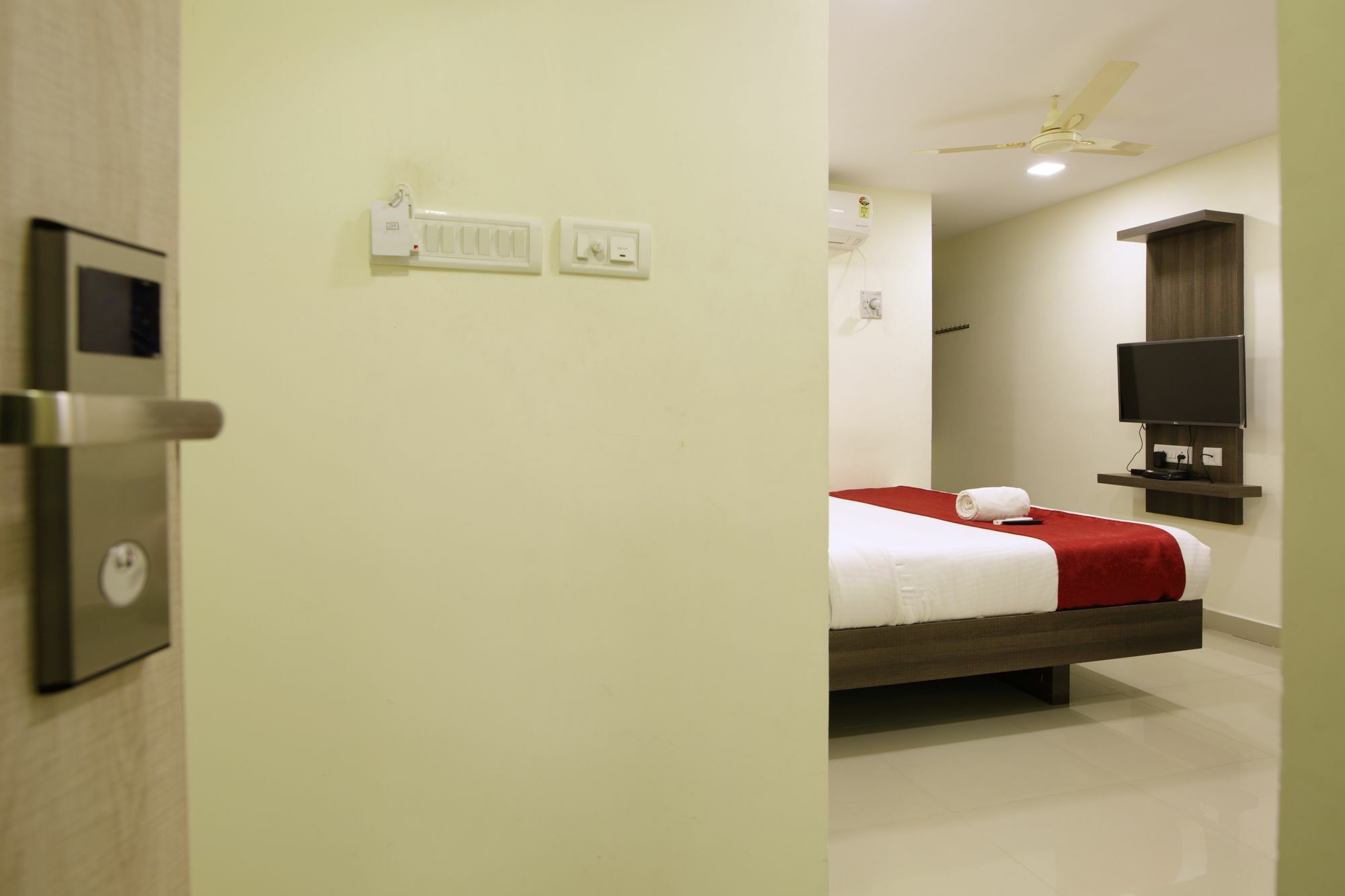 Venture Park, OMR, Thoraipakkam, Chennai Hotel Bagian luar foto