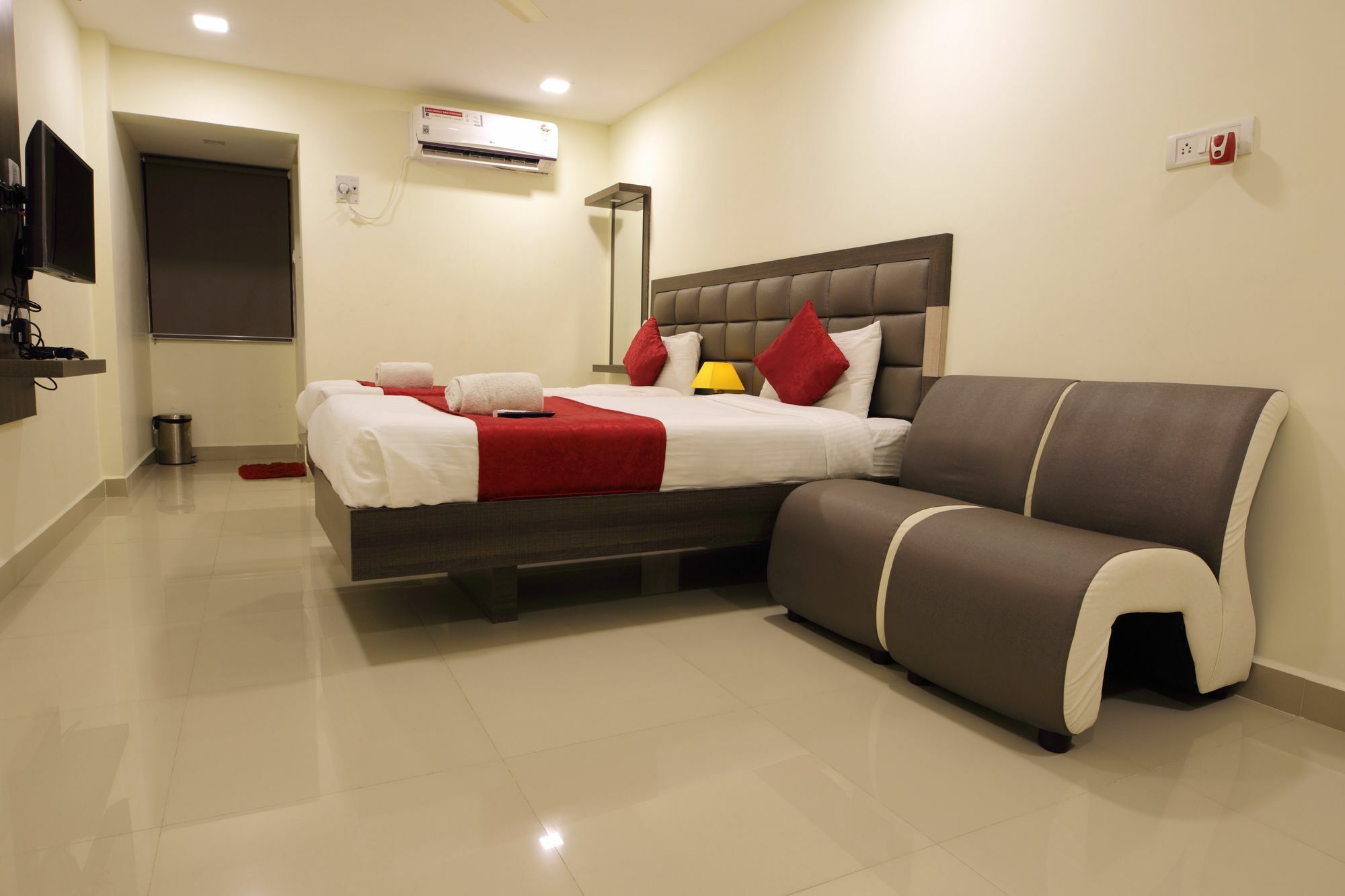 Venture Park, OMR, Thoraipakkam, Chennai Hotel Bagian luar foto