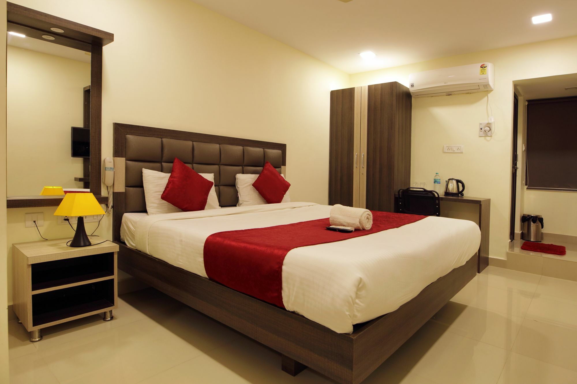 Venture Park, OMR, Thoraipakkam, Chennai Hotel Bagian luar foto